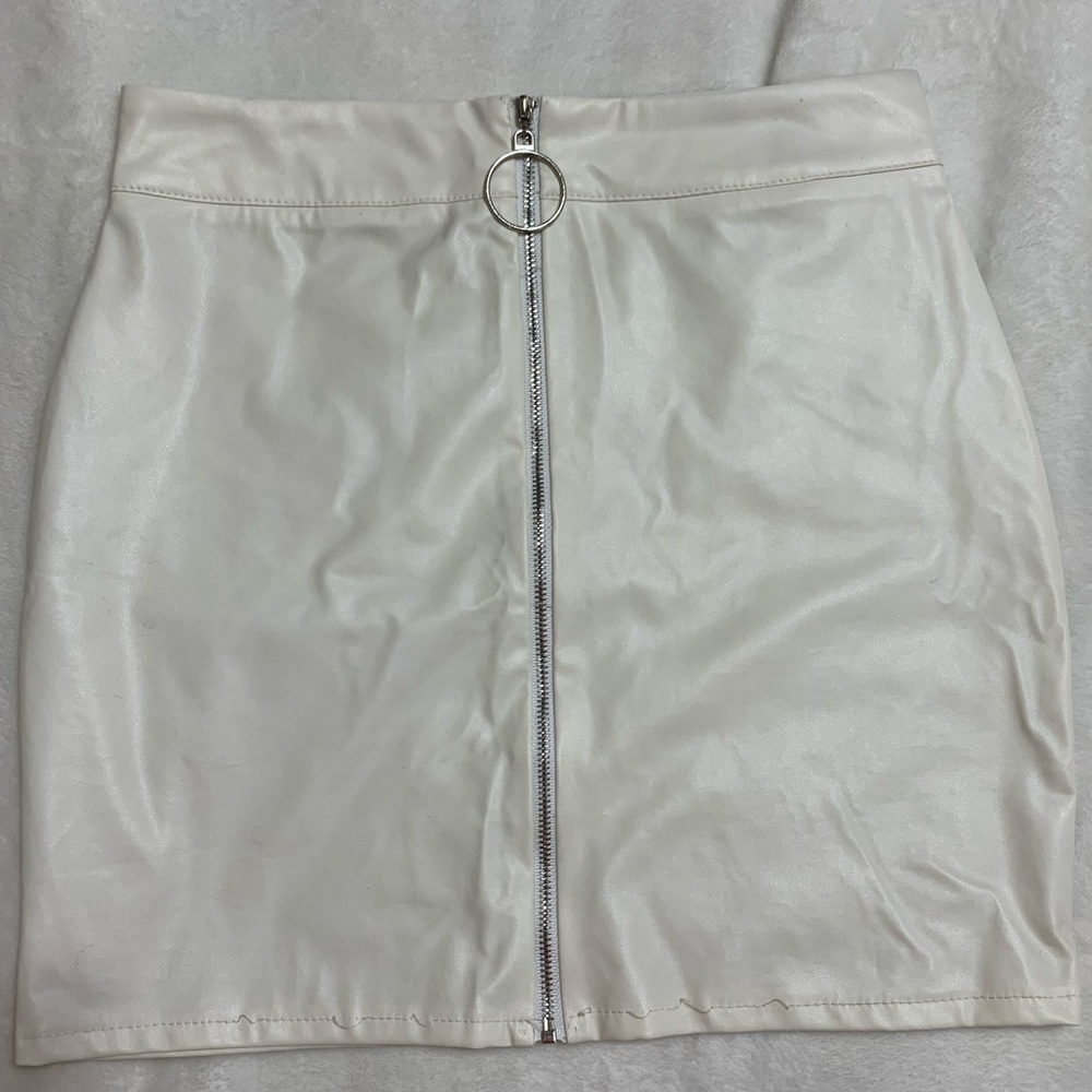 Forever21 leather skirt
